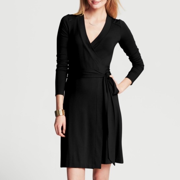 Banana Republic Dresses & Skirts - Banana Republic Wrap Dress Petite Size XS